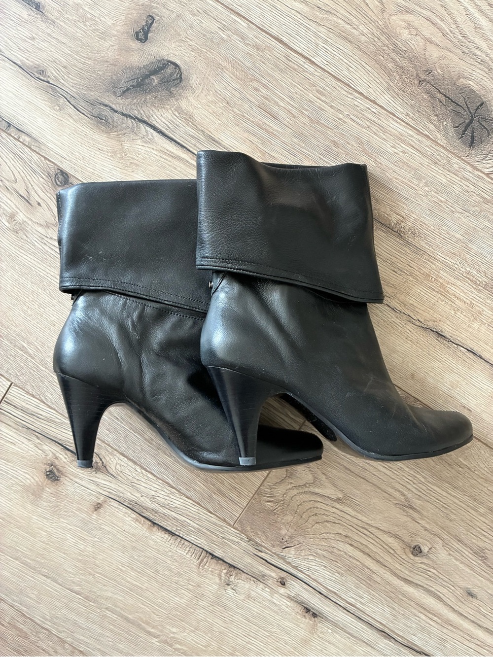 Style & Co. Black Fold-Over Leather Mid-Heel Ankle Boots